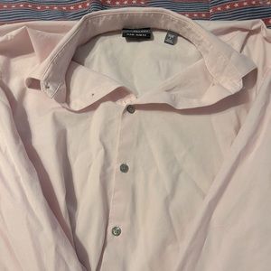 Men’s pink long sleeve dress shirt
